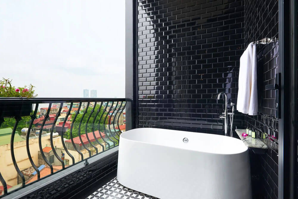 Trang trí với bồn tắm sục